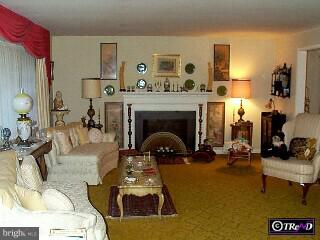 407 Atwater Road Broomall, PA 19008 - Photo 4 of 5 Gallery Image 4