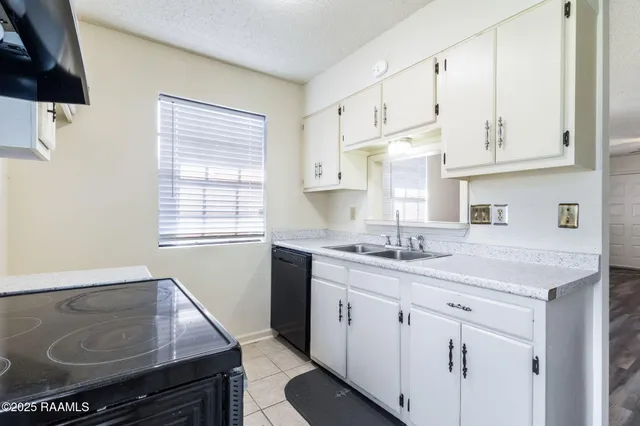 $135,000 | 2421 Robley Drive, Lafayette, LA 70503