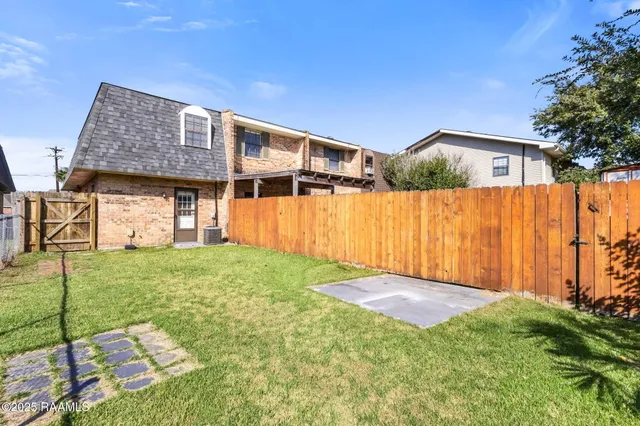 $135,000 | 2421 Robley Drive, Lafayette, LA 70503