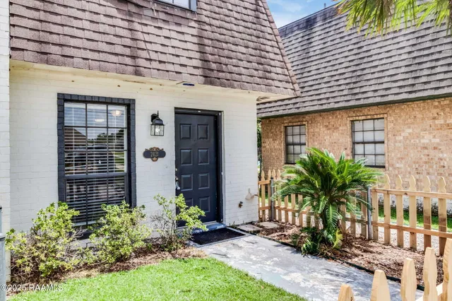 $135,000 | 2421 Robley Drive, Lafayette, LA 70503