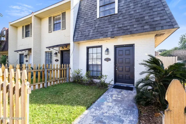 $135,000 | 2421 Robley Drive, Lafayette, LA 70503