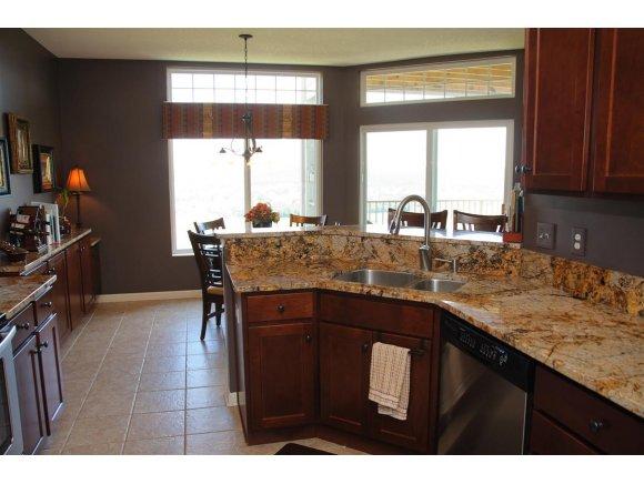 403 Riverscape Court Lawrenceburg, IN 47025 - Photo 4 of 16 Gallery Image 4
