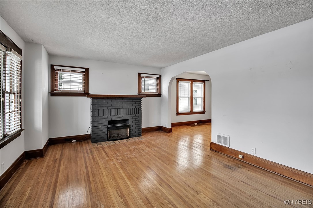 87 Tulane Road Tonawanda, NY 14217 - Photo 4 of 40 Lower Unit