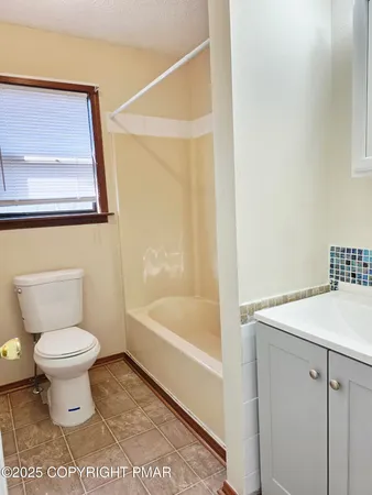 $1,650 | 9040 Idlewild Drive, Tobyhanna, PA 18466