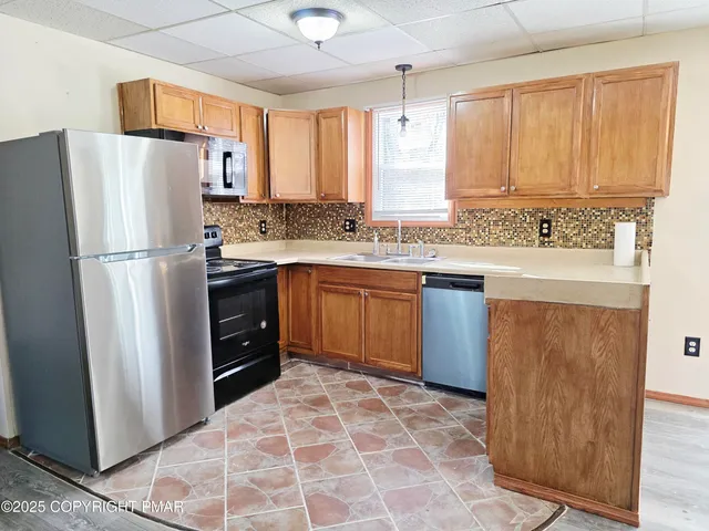 $2,000 | 9040 Idlewild Drive, Tobyhanna, PA 18466