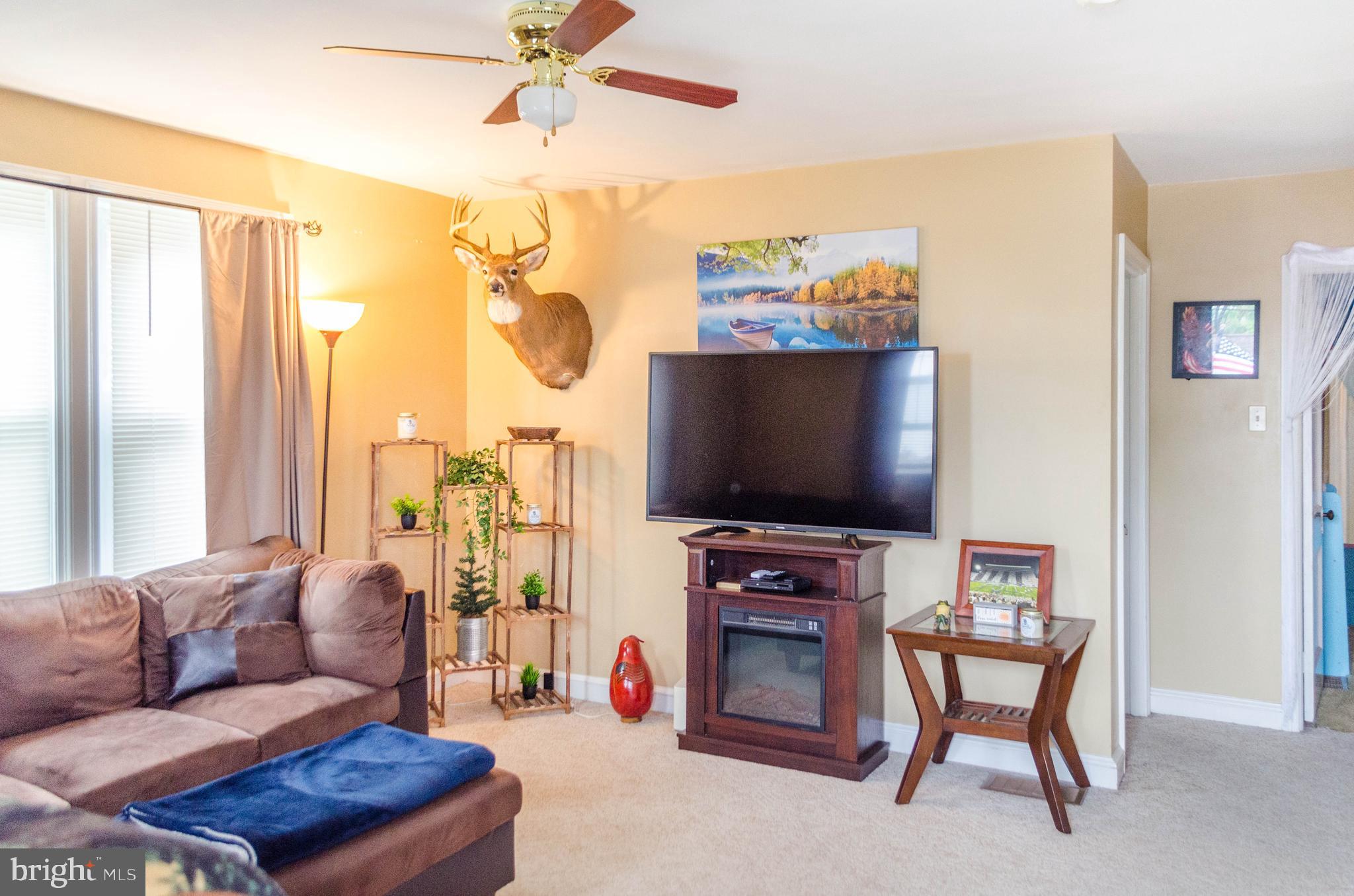 556 Hillcrest Road York, PA 17403 - Photo 14 of 38 Gallery Image 14