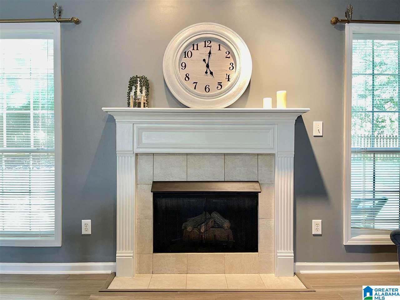 153 Summer Brook Lane Alabaster, AL 35007 - Photo 5 of 39