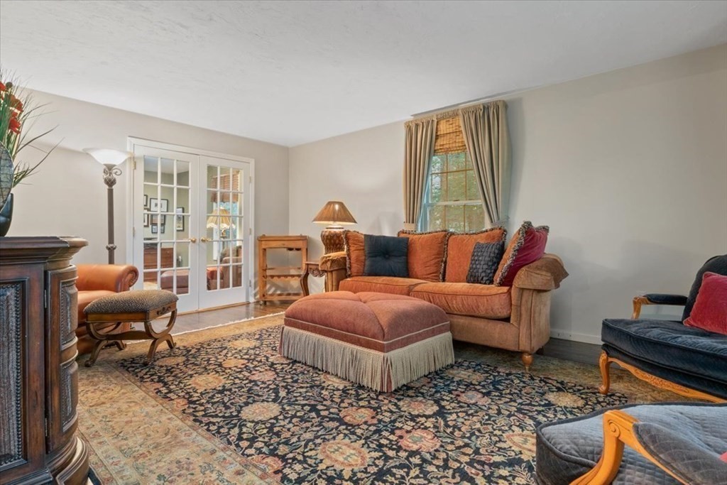 8 Castle Drive Sharon, MA 02067 - Photo 19 of 41