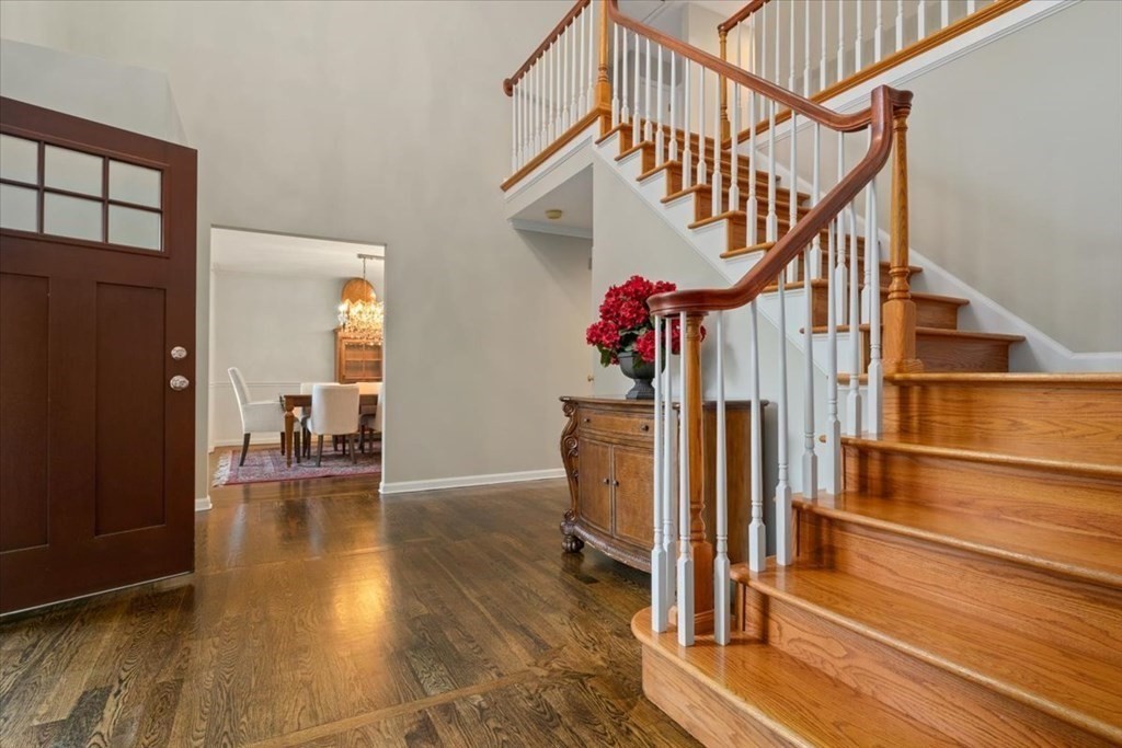 8 Castle Drive Sharon, MA 02067 - Photo 7 of 41