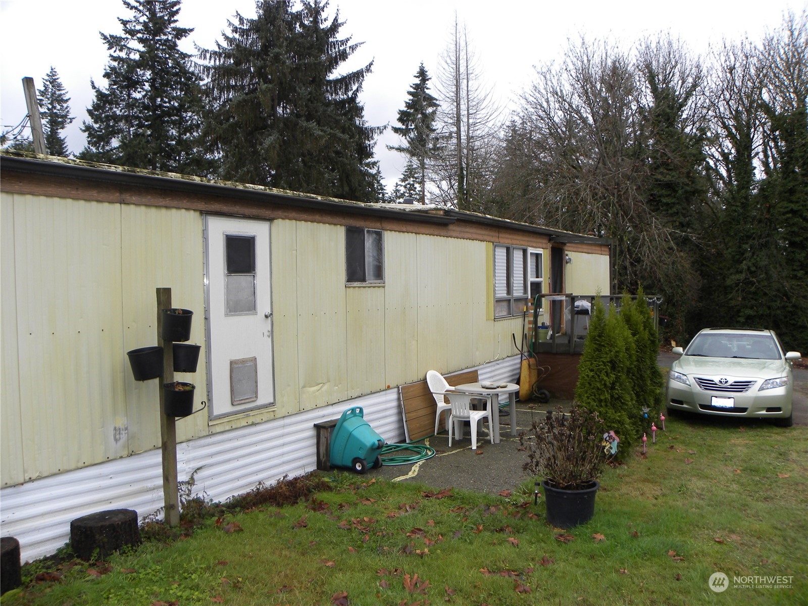 15503 Cedar Park Road Southeast, Unit 14 Olalla, WA 98359 - Photo 26 of 31 a view of backyard of the house
