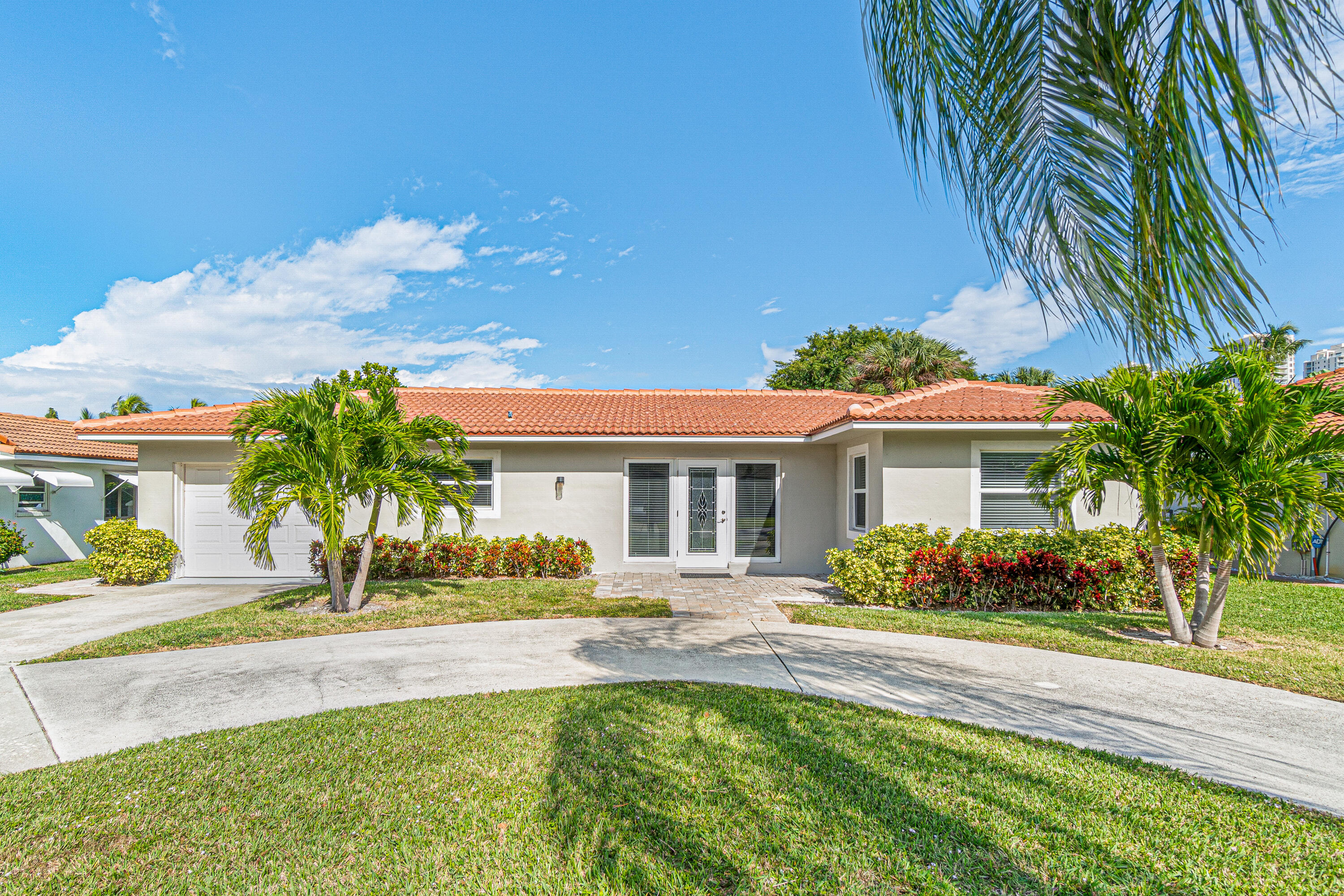319 Bamboo Road West Palm Beach, FL 33404 - Photo 24 of 46 001-319BambooRoad-PalmBeachShores-FL-334