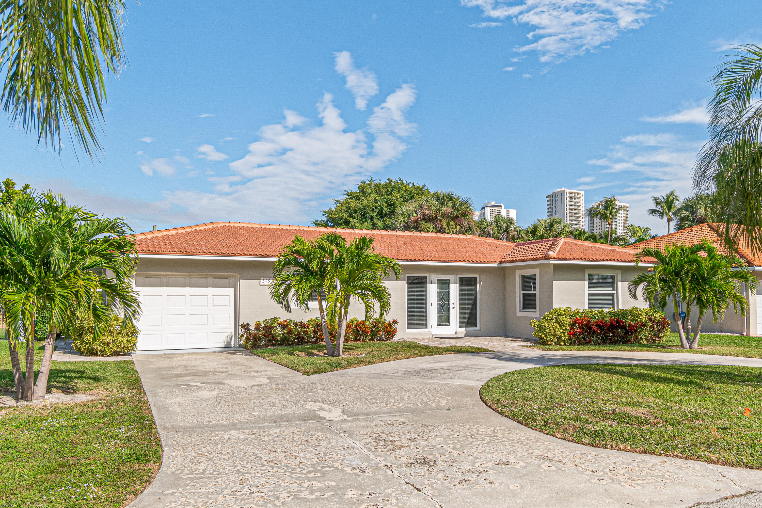319 Bamboo Road West Palm Beach, FL 33404 - Photo 25 of 46 002-319BambooRoad-PalmBeachShores-FL-334