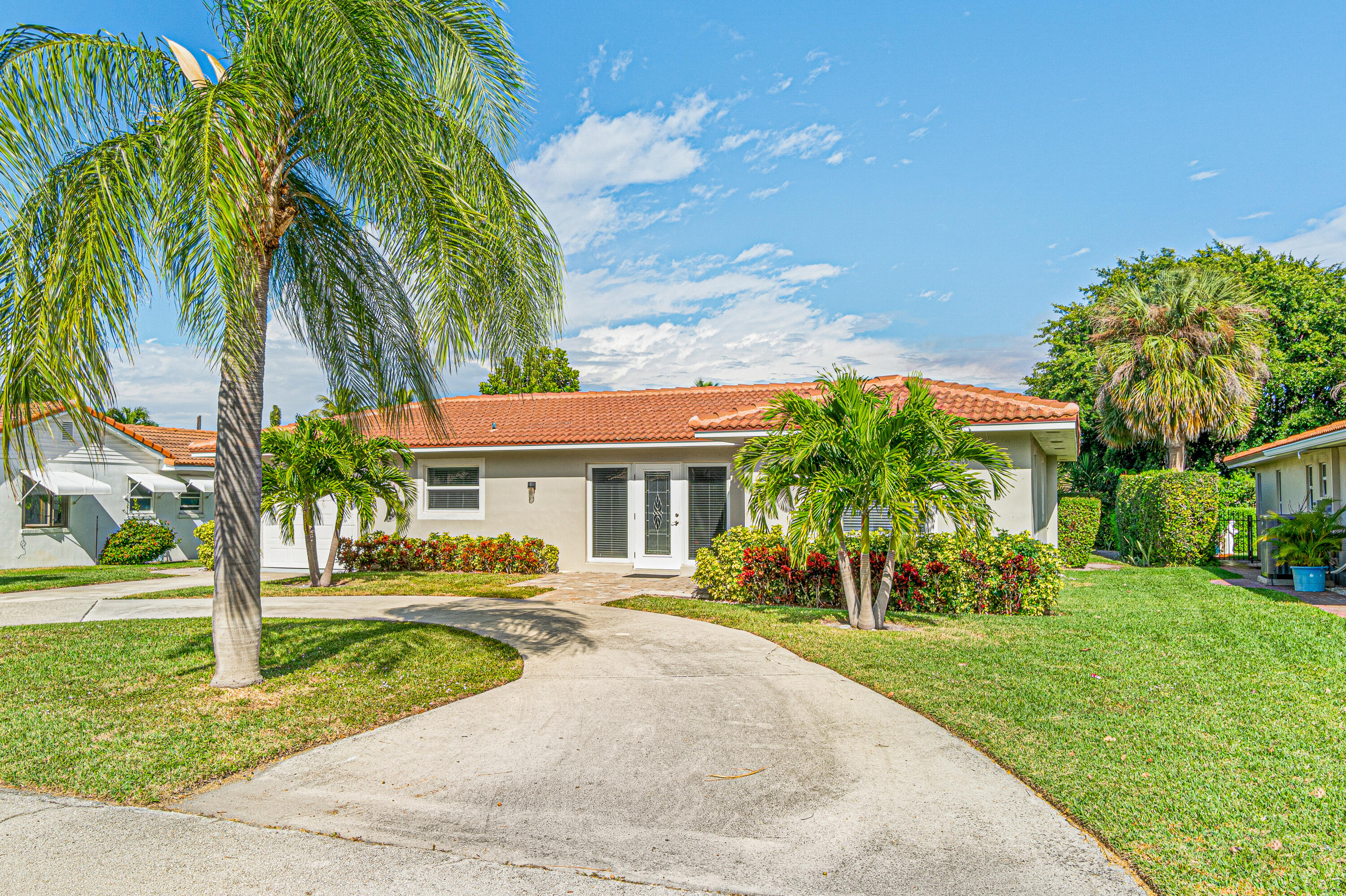 319 Bamboo Road West Palm Beach, FL 33404 - Photo 26 of 46 003-319BambooRoad-PalmBeachShores-FL-334