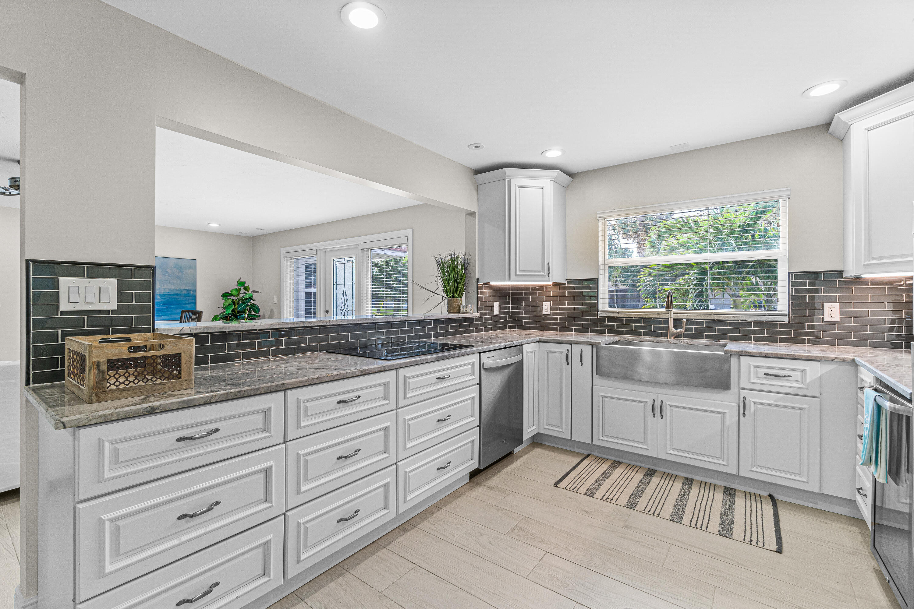 319 Bamboo Road West Palm Beach, FL 33404 - Photo 32 of 46 015-319BambooRoad-PalmBeachShores-FL-334