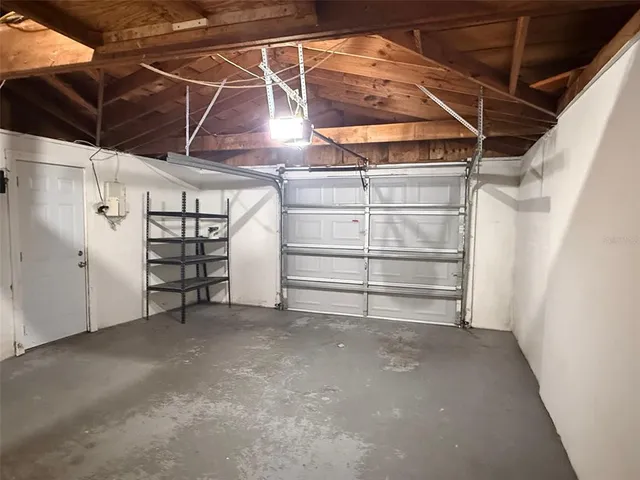 a view of utility room