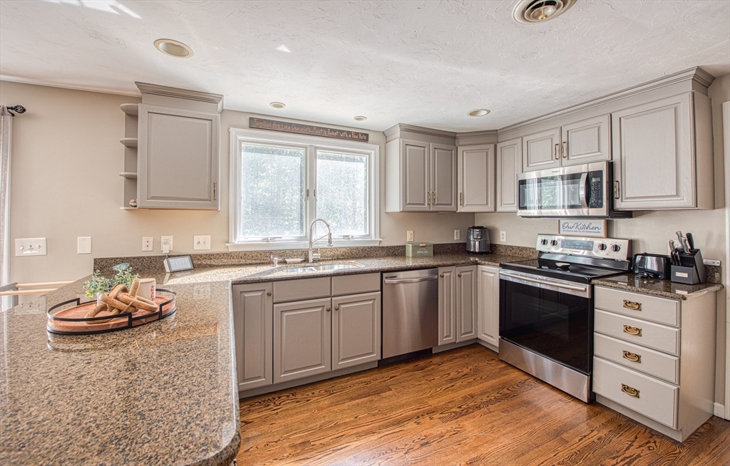 5 Daniel Road Lakeville, MA 02347 - Photo 16 of 41 Gallery Image 16