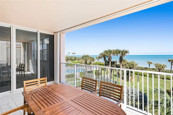 $15,000 | 8866 North Sea Oaks Way, Unit 208, Vero Beach, FL 32963