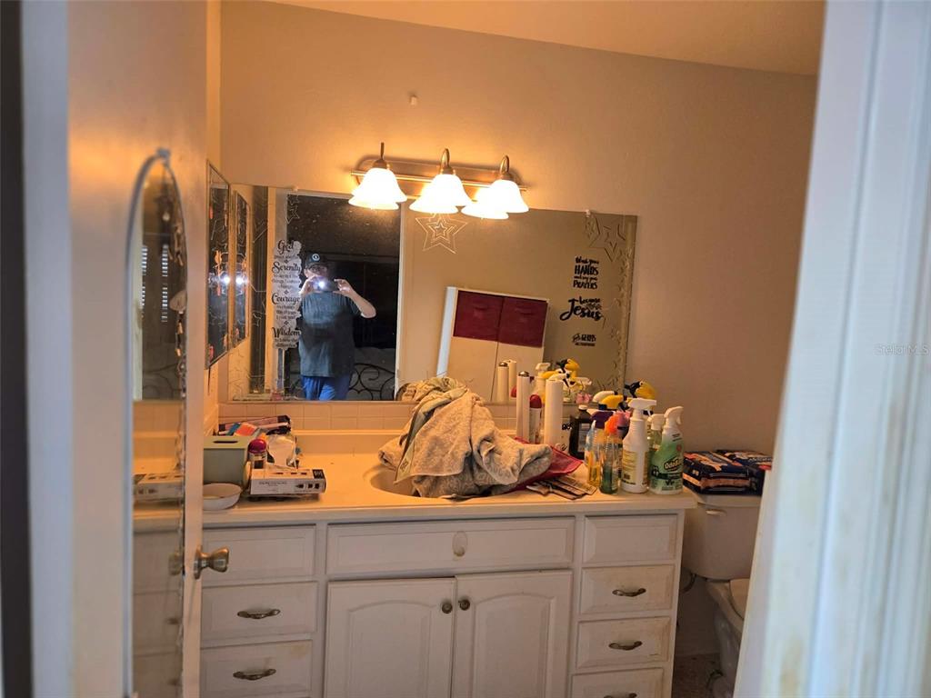 211 Rickenbacker Drive Sun City Center, FL 33573 - Photo 12 of 25