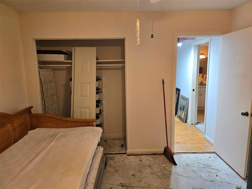 211 Rickenbacker Drive Sun City Center, FL 33573 - Photo 17 of 25