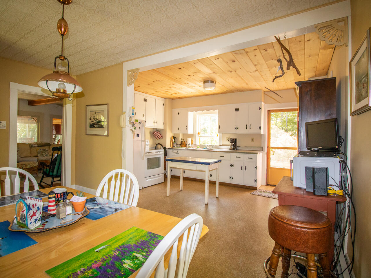 75 Snowball Hill Road New Harbor, ME 04554 - Photo 18 of 34 IMG_4020 adj