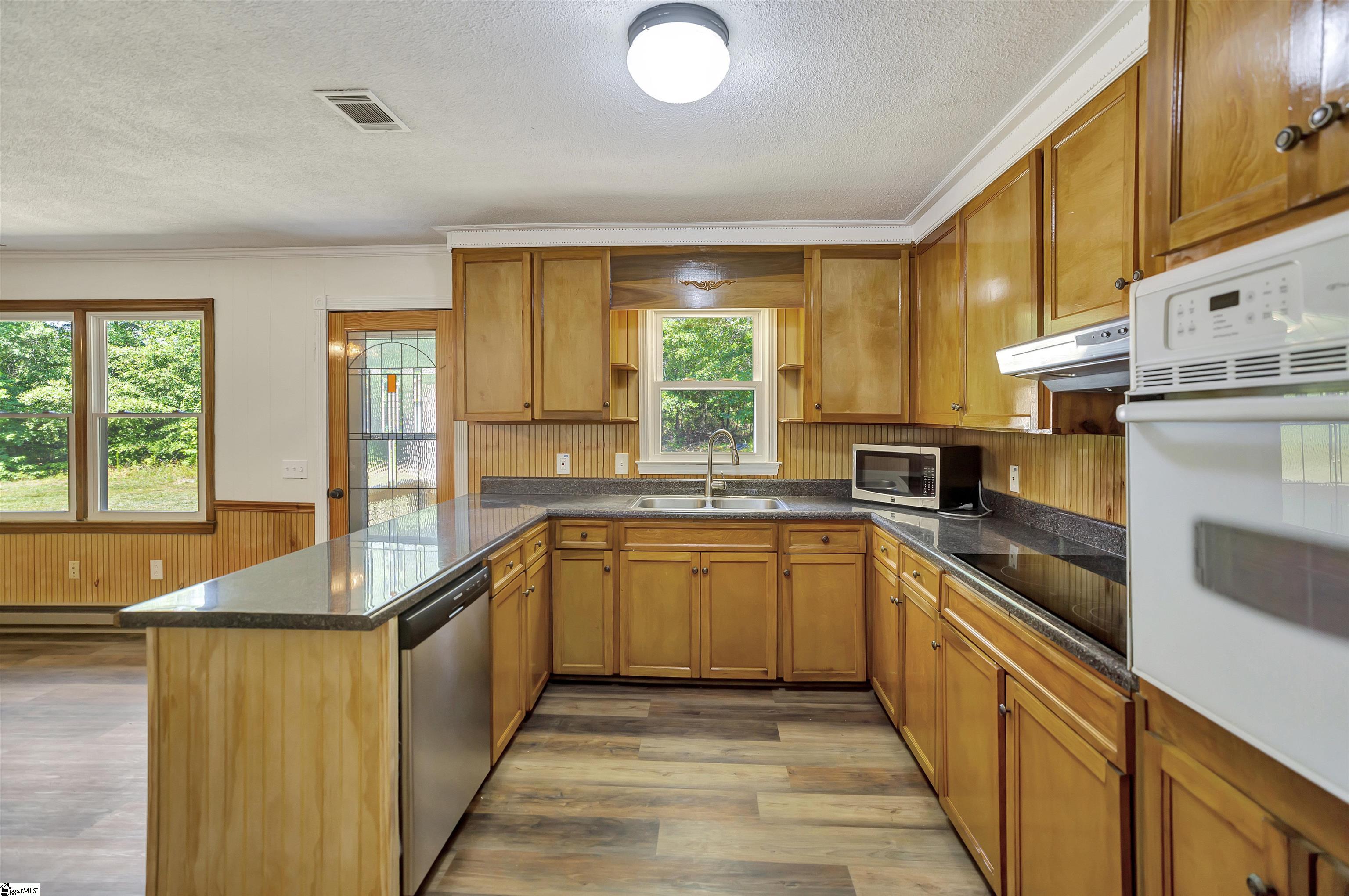 105 Evatt Road Honea Path, SC 29654 - Photo 12 of 35
