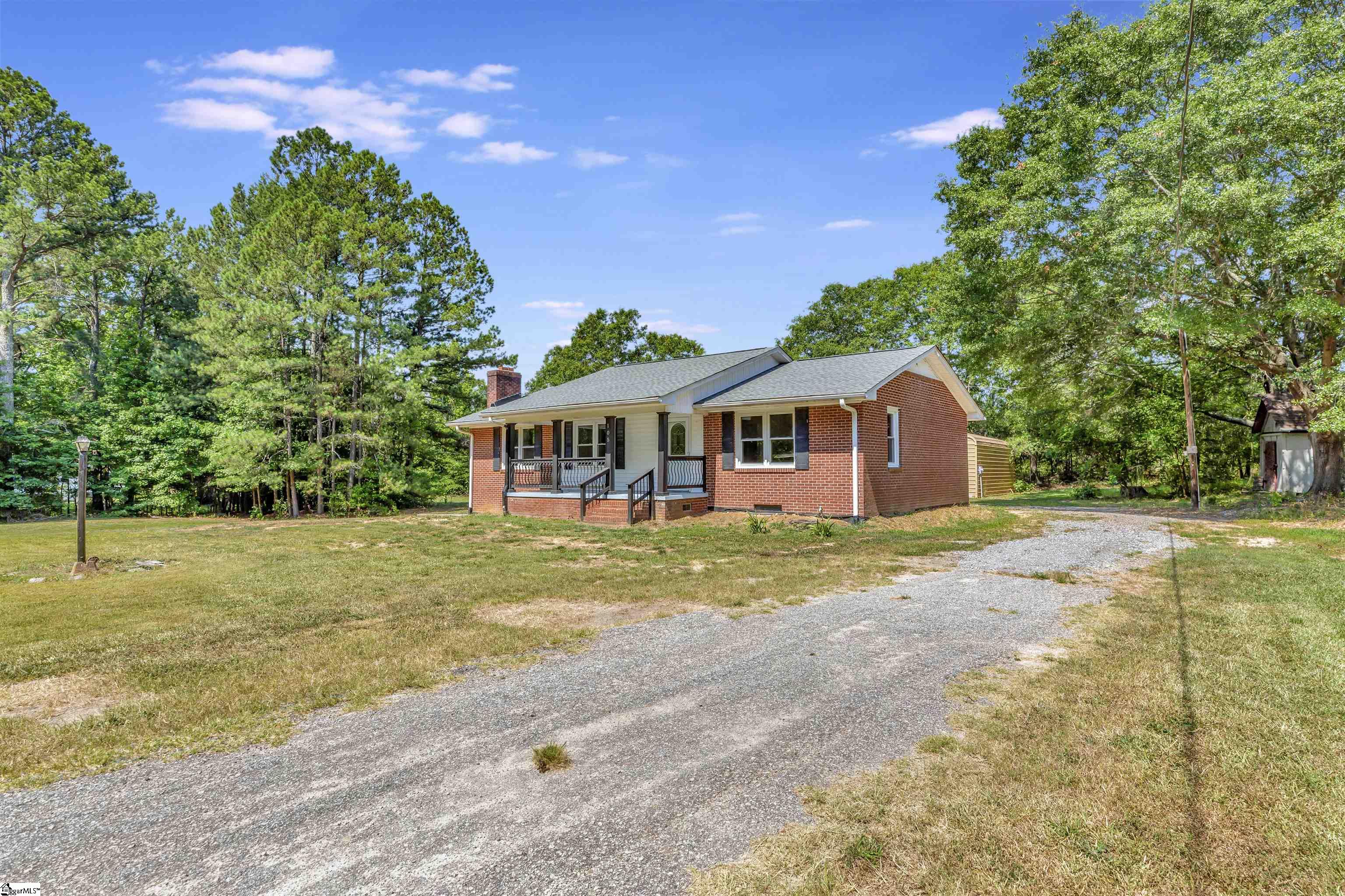 105 Evatt Road Honea Path, SC 29654 - Photo 2 of 35