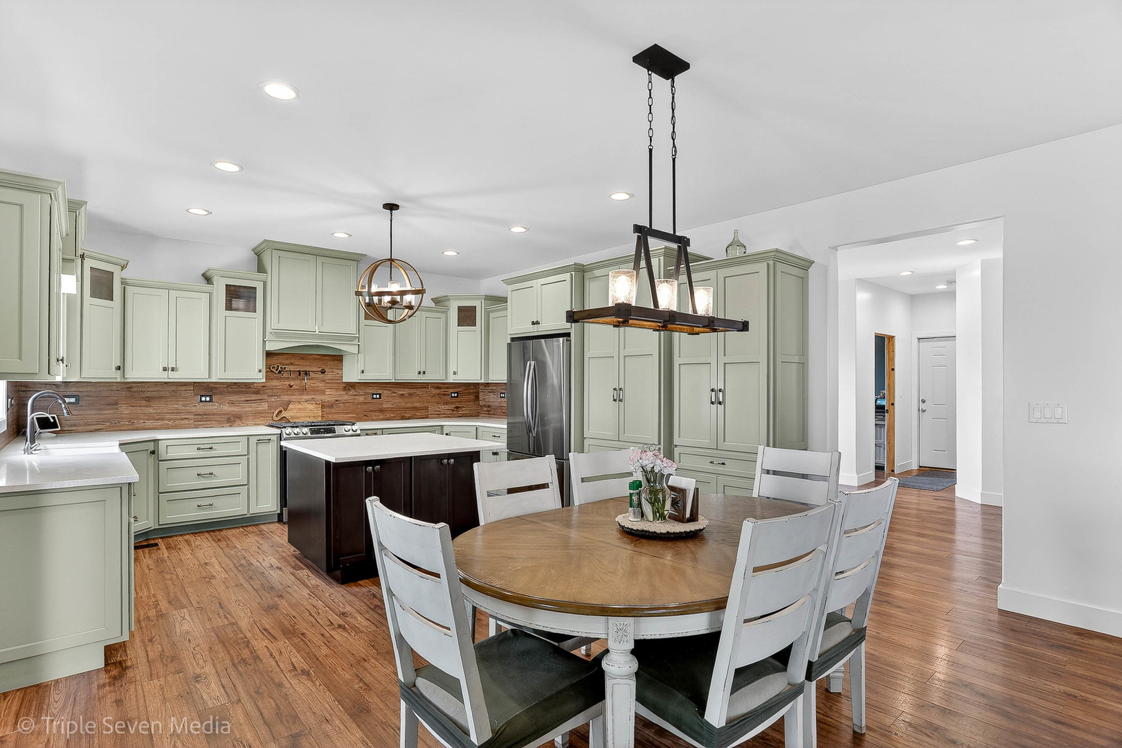 30847 South Indian Trail Road Wilmington, IL 60481 - Photo 11 of 70