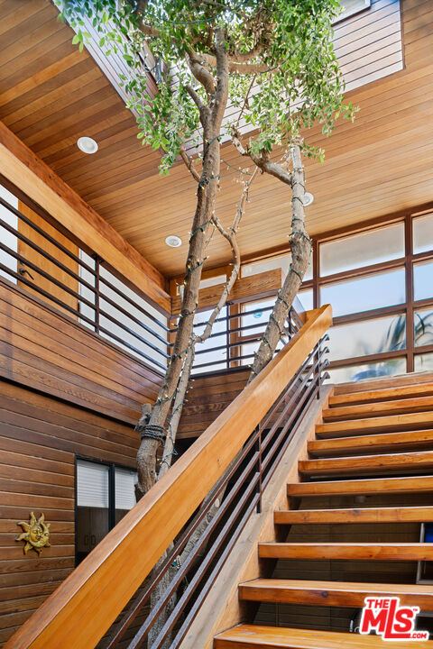24638 Malibu Road Malibu, CA 90265 - Photo 6 of 34