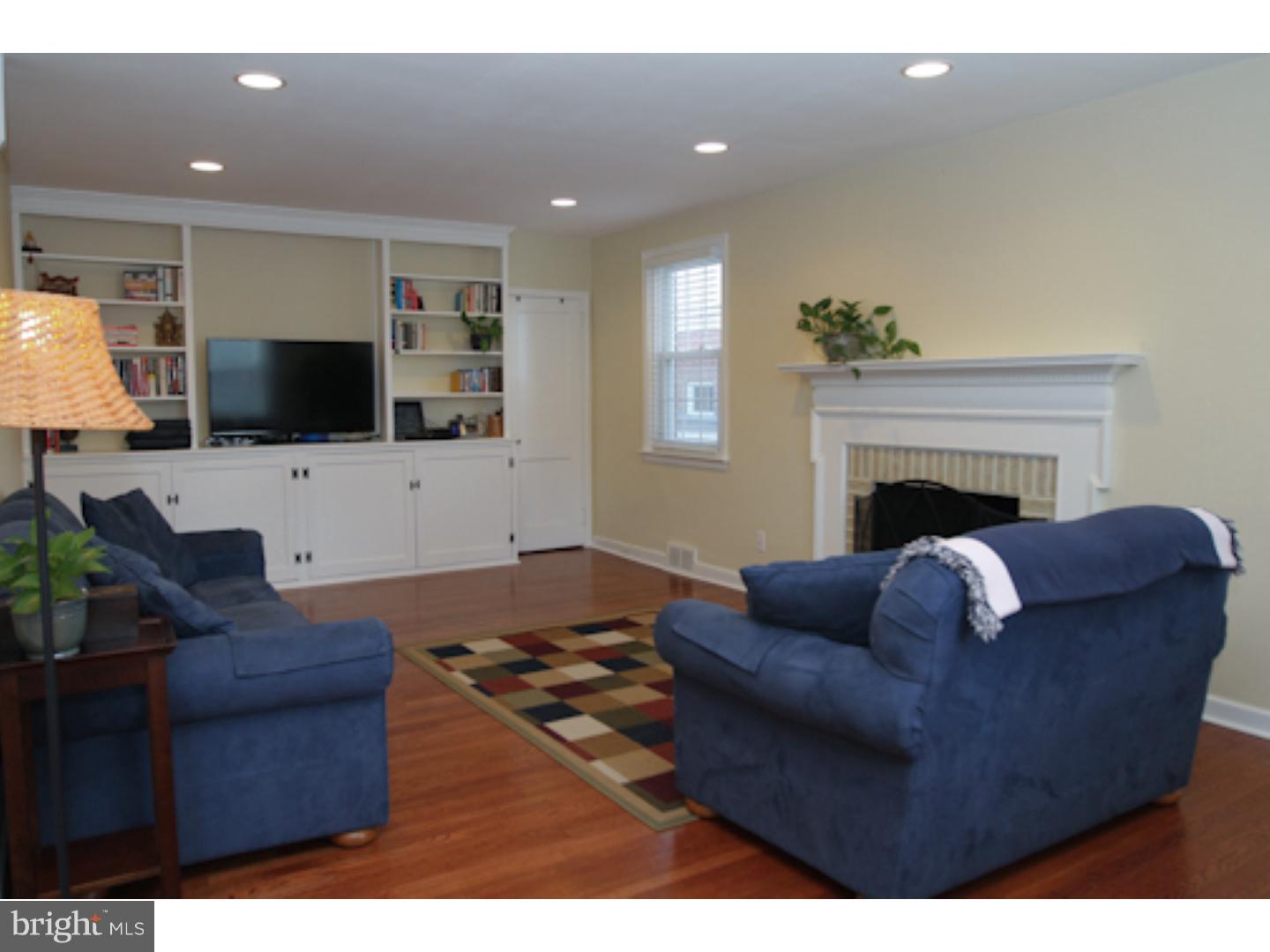 2009 East County Line Road Ardmore, PA 19003 - Photo 10 of 25 Living Room