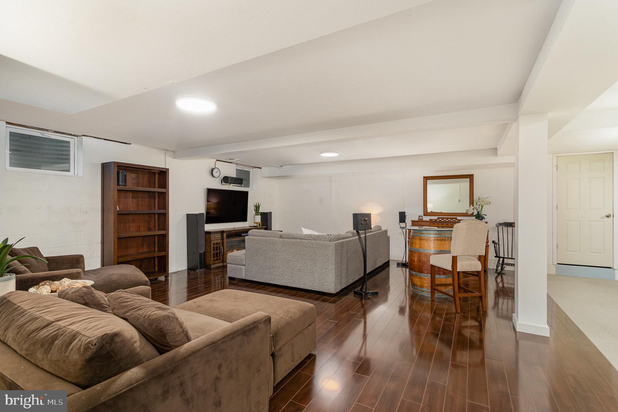 325 East Woods Drive Lititz, PA 17543 - Photo 34 of 58