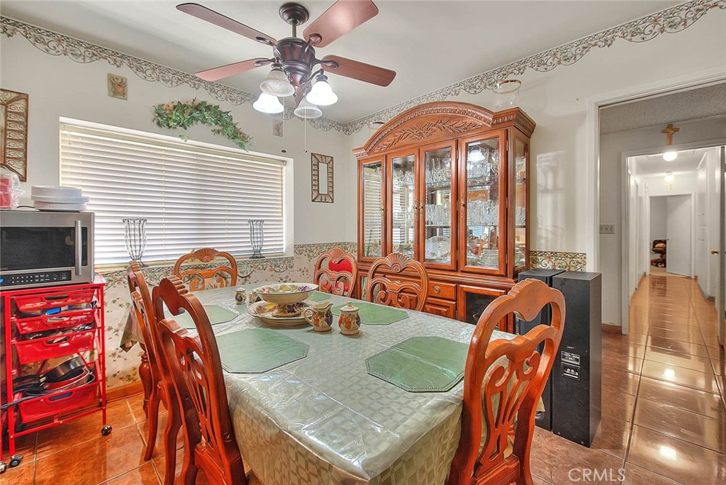5737 Riverside Avenue Rialto, CA 92377 - Photo 13 of 33