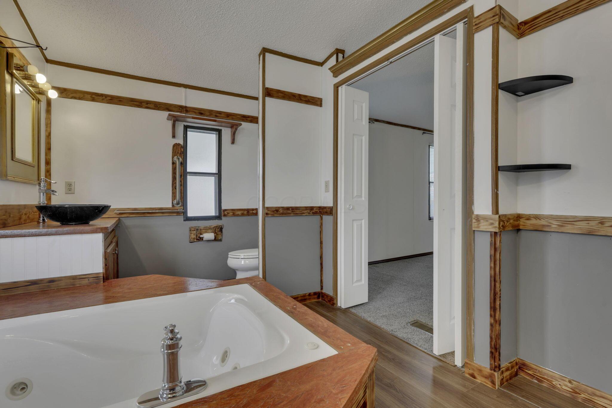 1330 Hanover Road, Unit 203 Delaware, OH 43015 - Photo 26 of 38 26-web-or-mls-IMG_3554