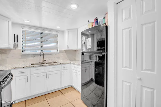 $3,100,000 | 3027 East Grandview Road, Unit 1, Phoenix, AZ 85032