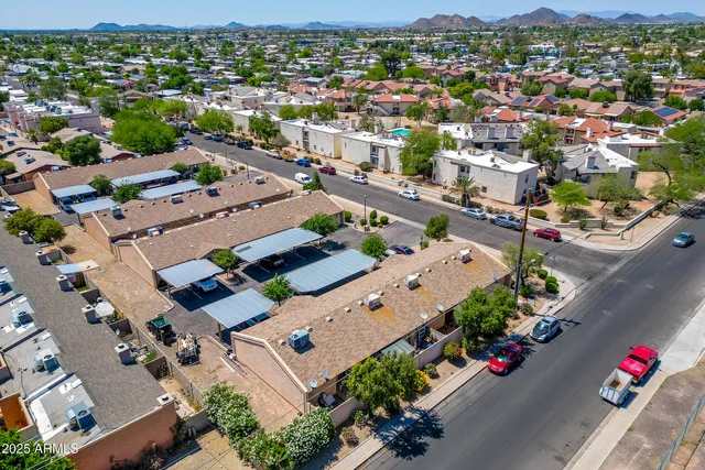 $3,100,000 | 3027 East Grandview Road, Unit 1, Phoenix, AZ 85032