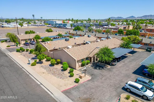 $3,100,000 | 3027 East Grandview Road, Unit 1, Phoenix, AZ 85032