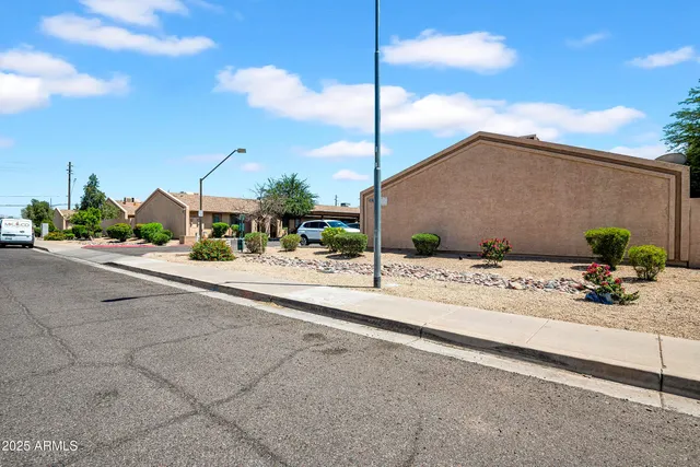 $3,100,000 | 3027 East Grandview Road, Unit 1, Phoenix, AZ 85032