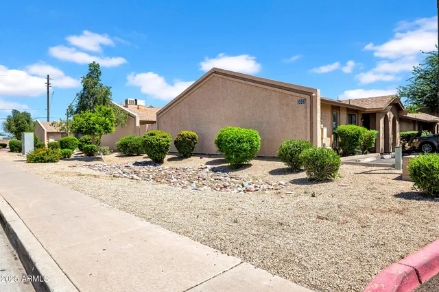 $3,100,000 | 3027 East Grandview Road, Unit 1, Phoenix, AZ 85032