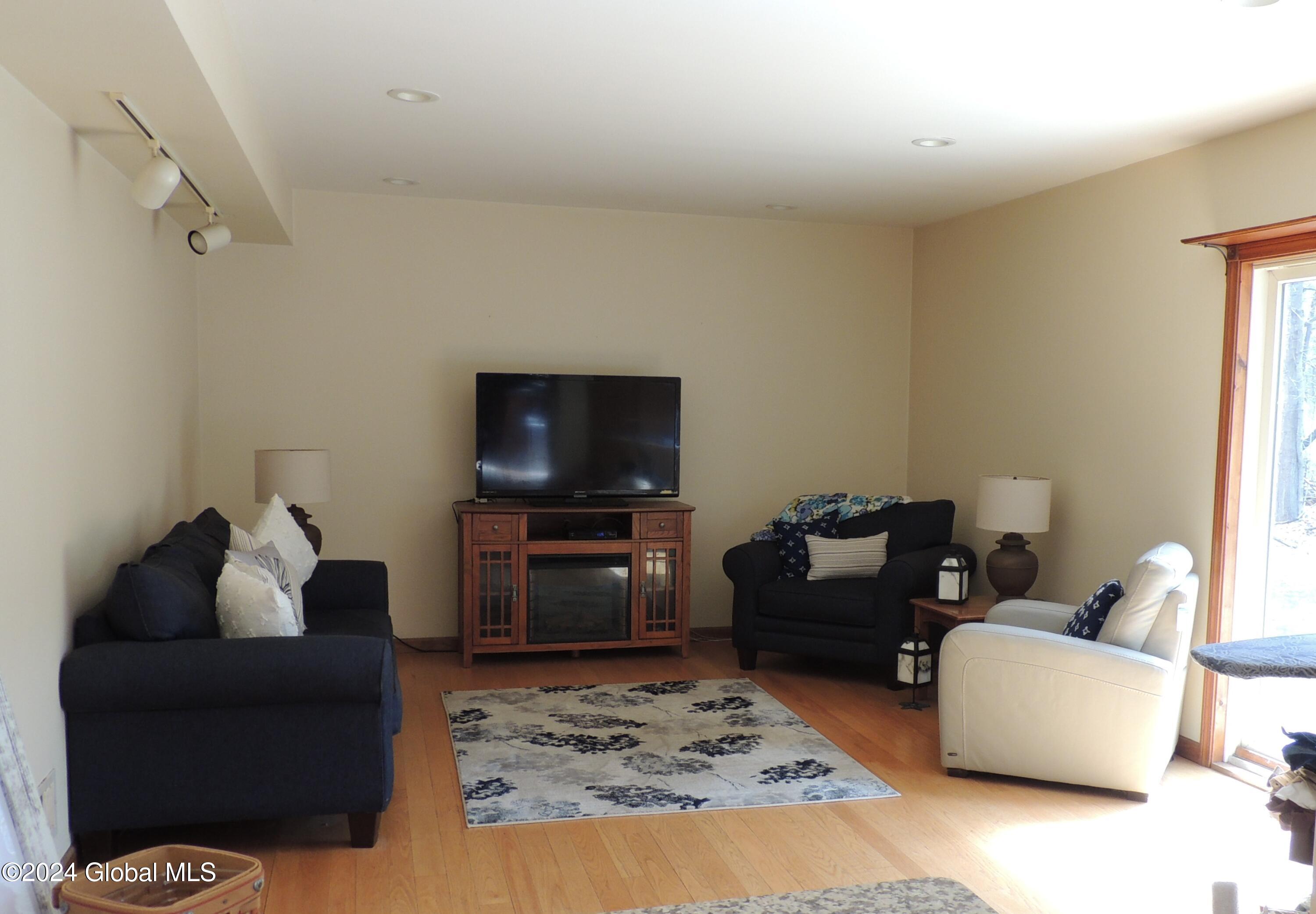 28 Congdon Road Moreau, NY 12803 - Photo 8 of 24 Family room