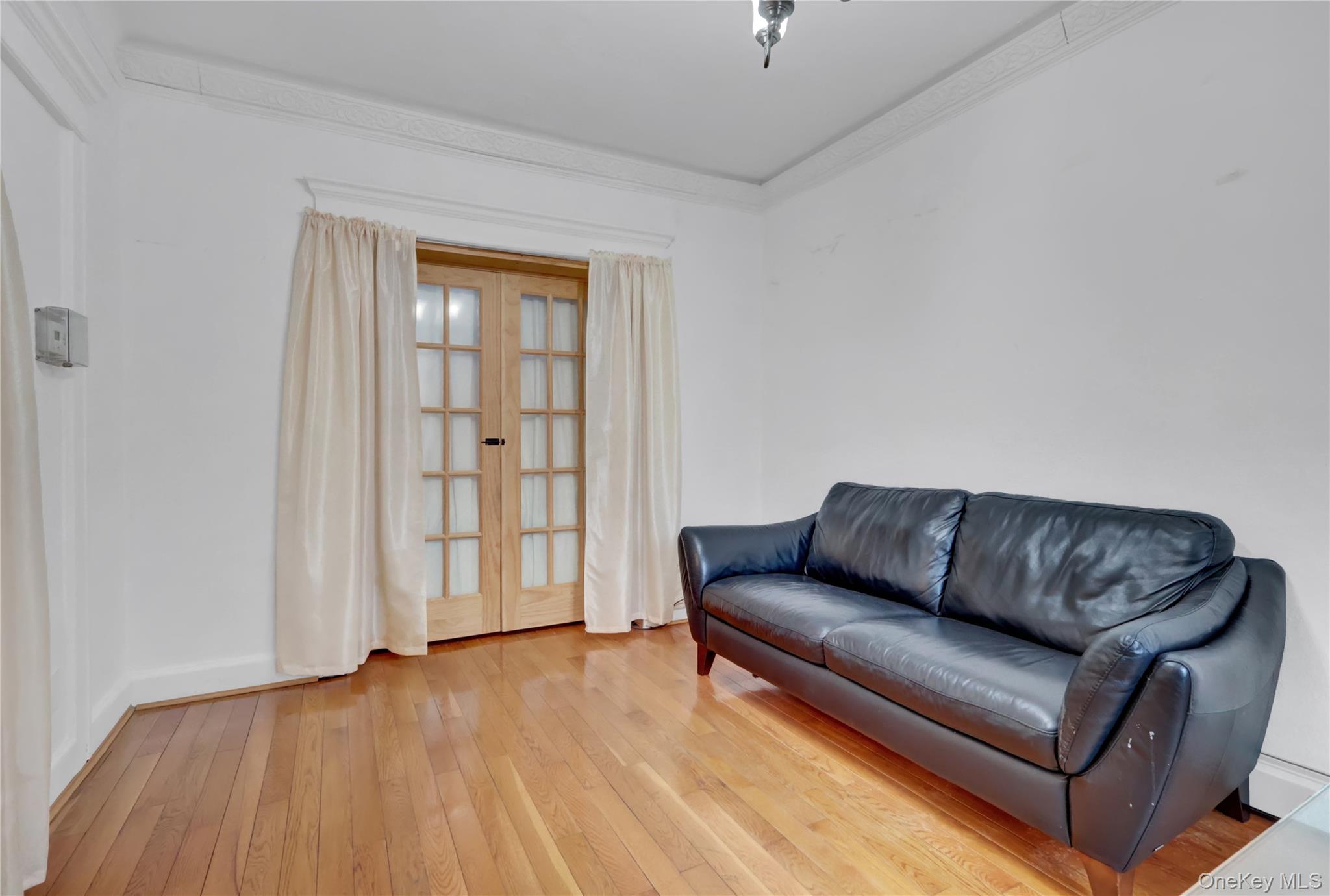88-37 88th Street Queens, NY 11421 - Photo 5 of 20