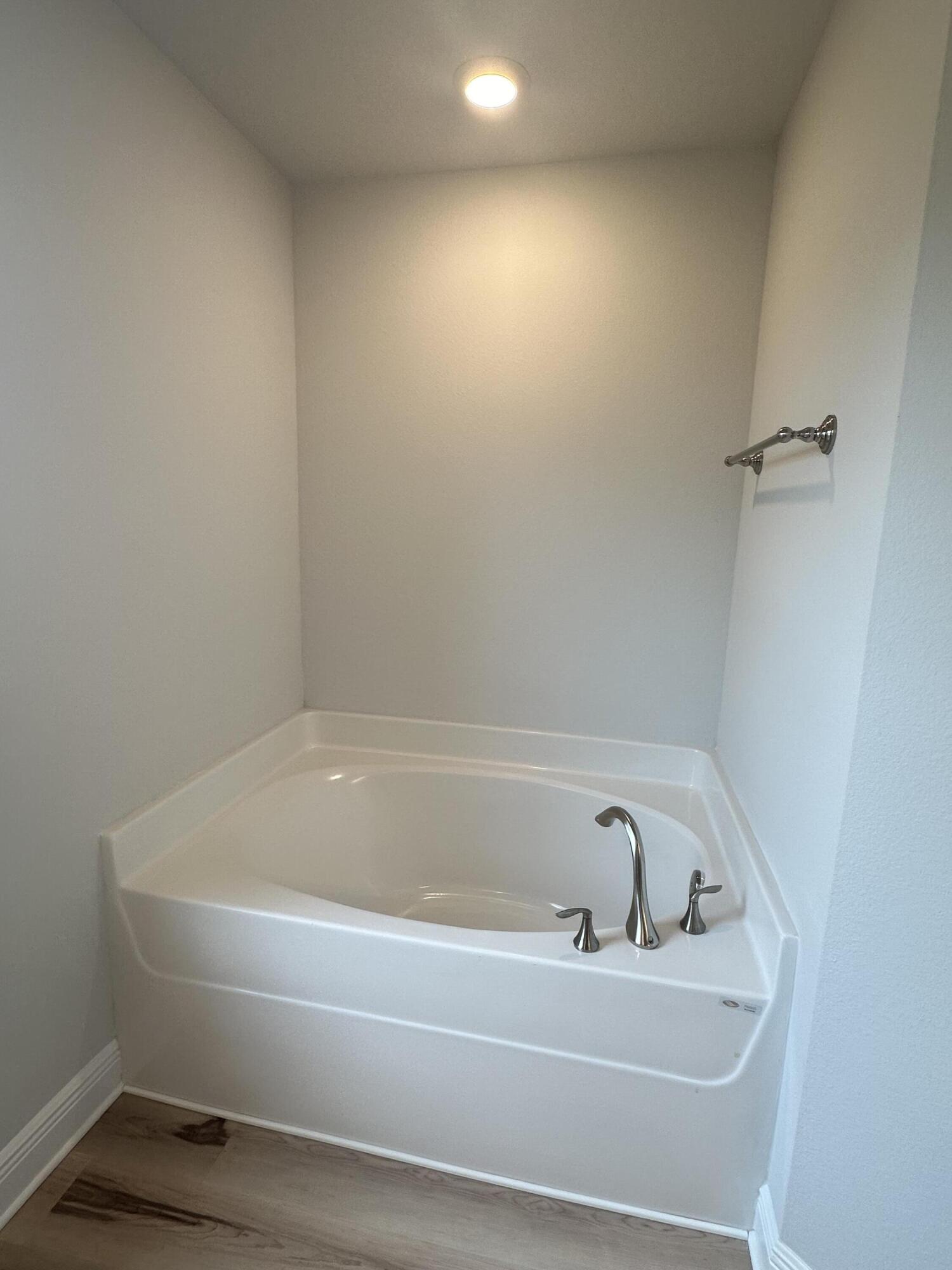 130 Ridgeway Circle Crestview, FL 32536 - Photo 11 of 24 IMG_8825
