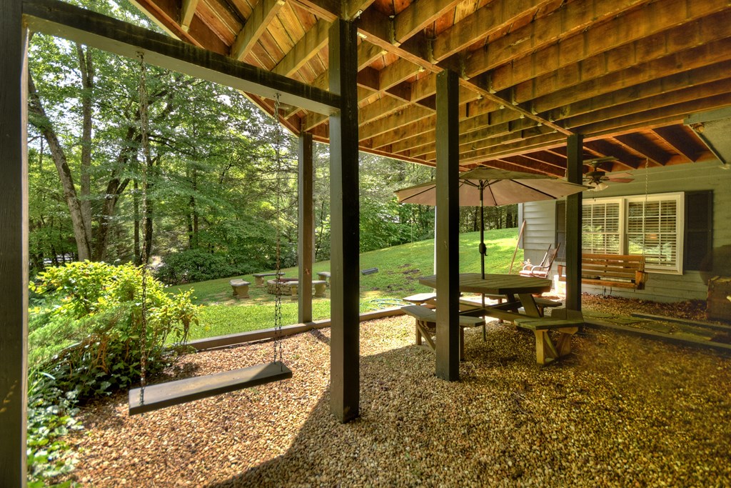 111 Laurel Crossing Blue Ridge, GA 30513 - Photo 40 of 50