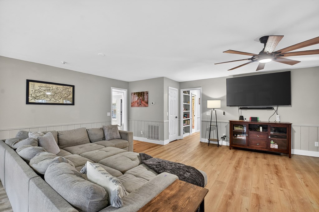 111 Laurel Crossing Blue Ridge, GA 30513 - Photo 6 of 50