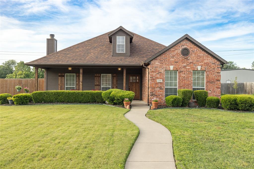 1308 Madeline Street Commerce, TX 75428 - Photo 2 of 37