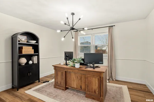 $320,000 | 401 Illini Drive, East Peoria, IL 61611