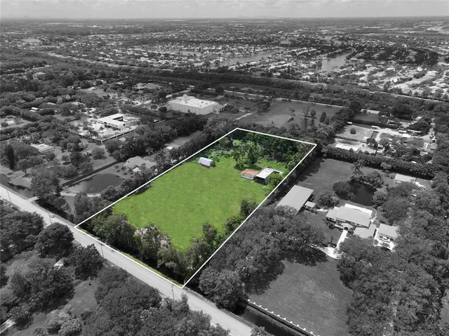 $4,449,000 | 14390 Mustang Trail, Southwest Ranches, FL 33330