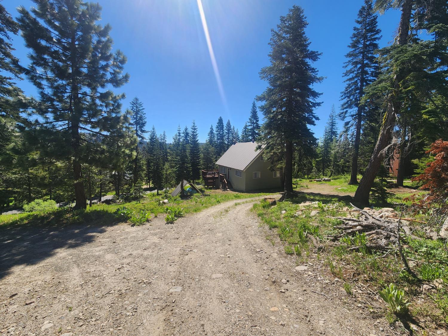 721 Bloods Ridge Road Bear Valley, CA 95223 - Photo 4 of 27