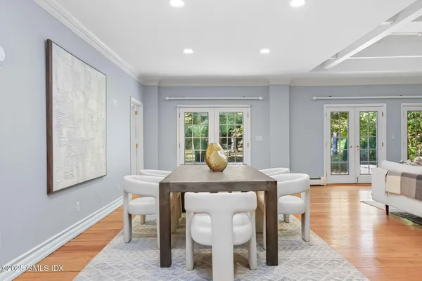 $2,700,000 | 53 Shady Lane, Greenwich, CT 06831