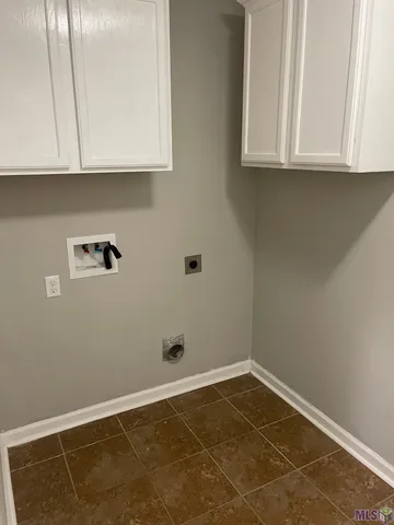 $1,850 | 38228 Dolphin Court, Gonzales, LA 70737