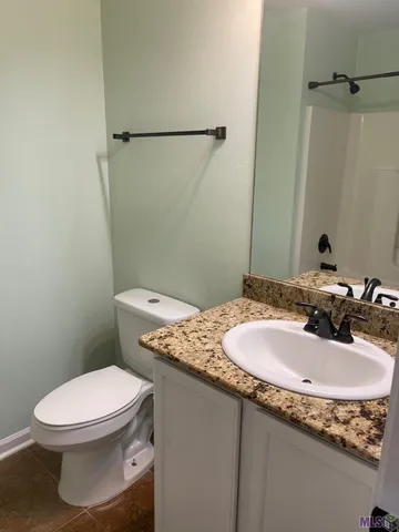 $1,850 | 38228 Dolphin Court, Gonzales, LA 70737