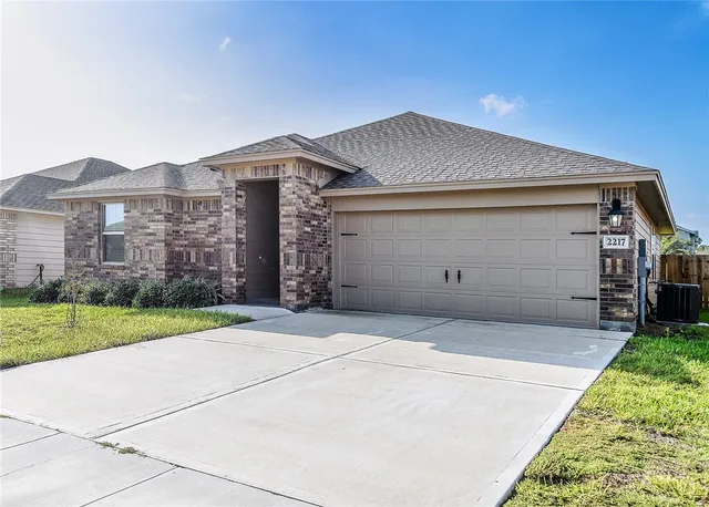 $279,900 | 2217 Medusa Drive, Portland, TX 78374
